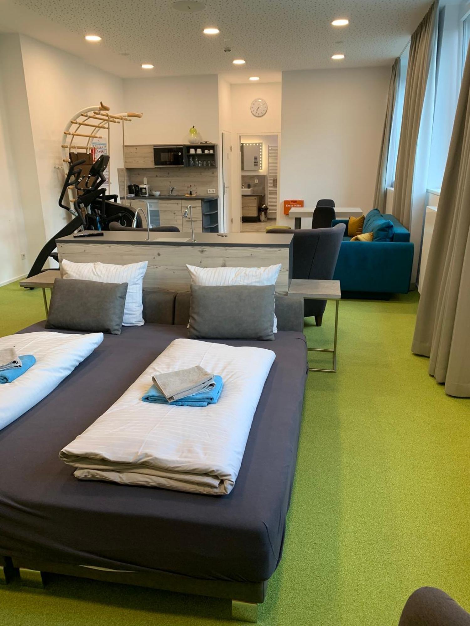 Aparthotel Backstage クーフシュタイン エクステリア 写真